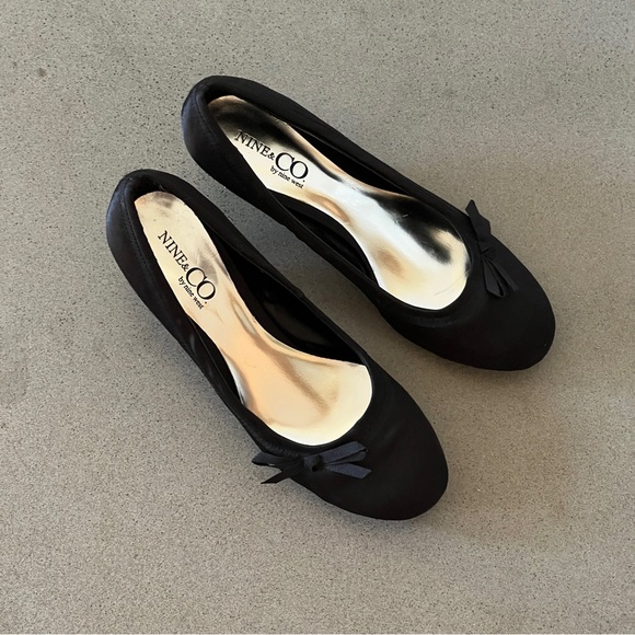 Mary Jane heels with bows - Picture 3 of 8